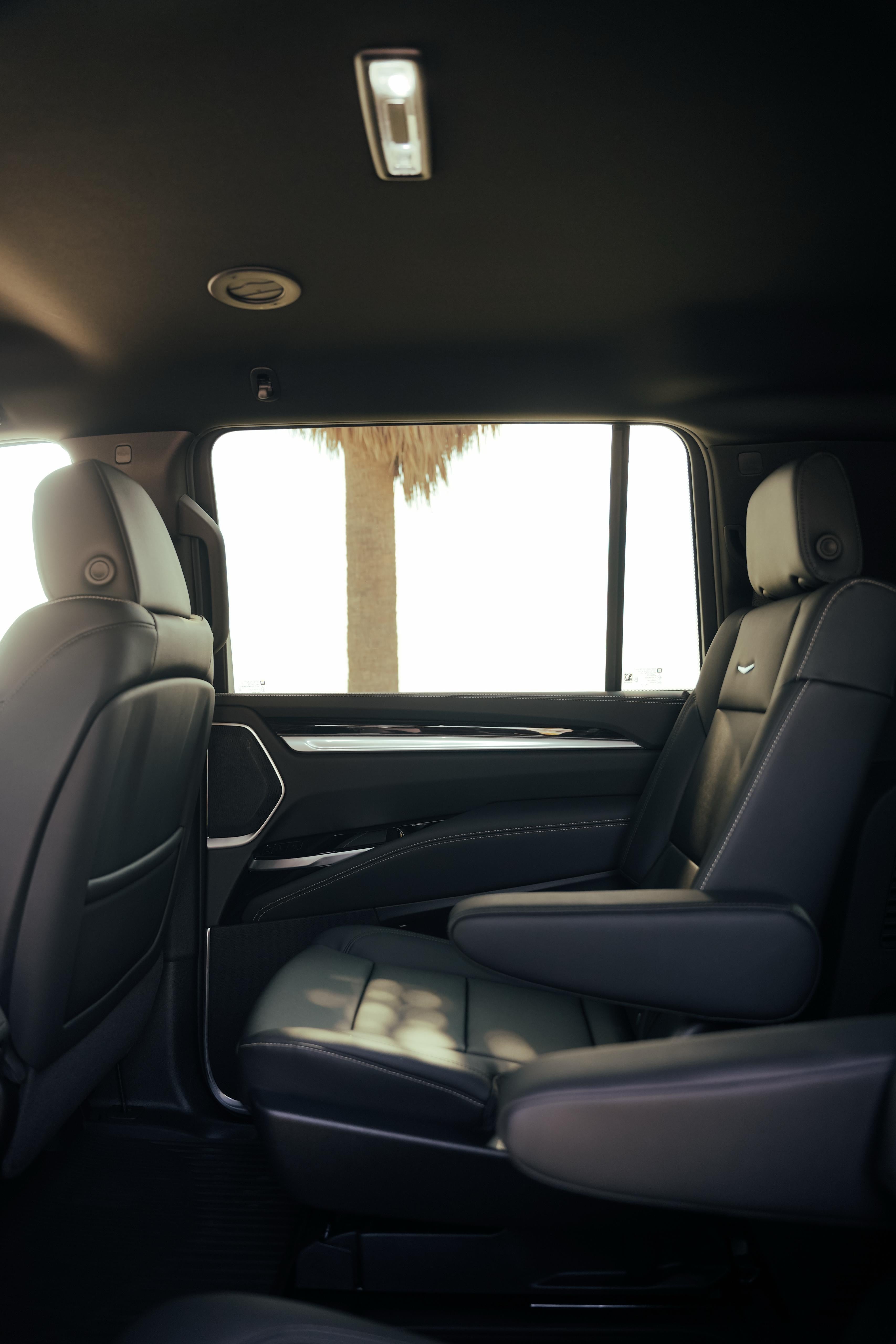 2025 CADILAC ESCALADE BLACK ESV