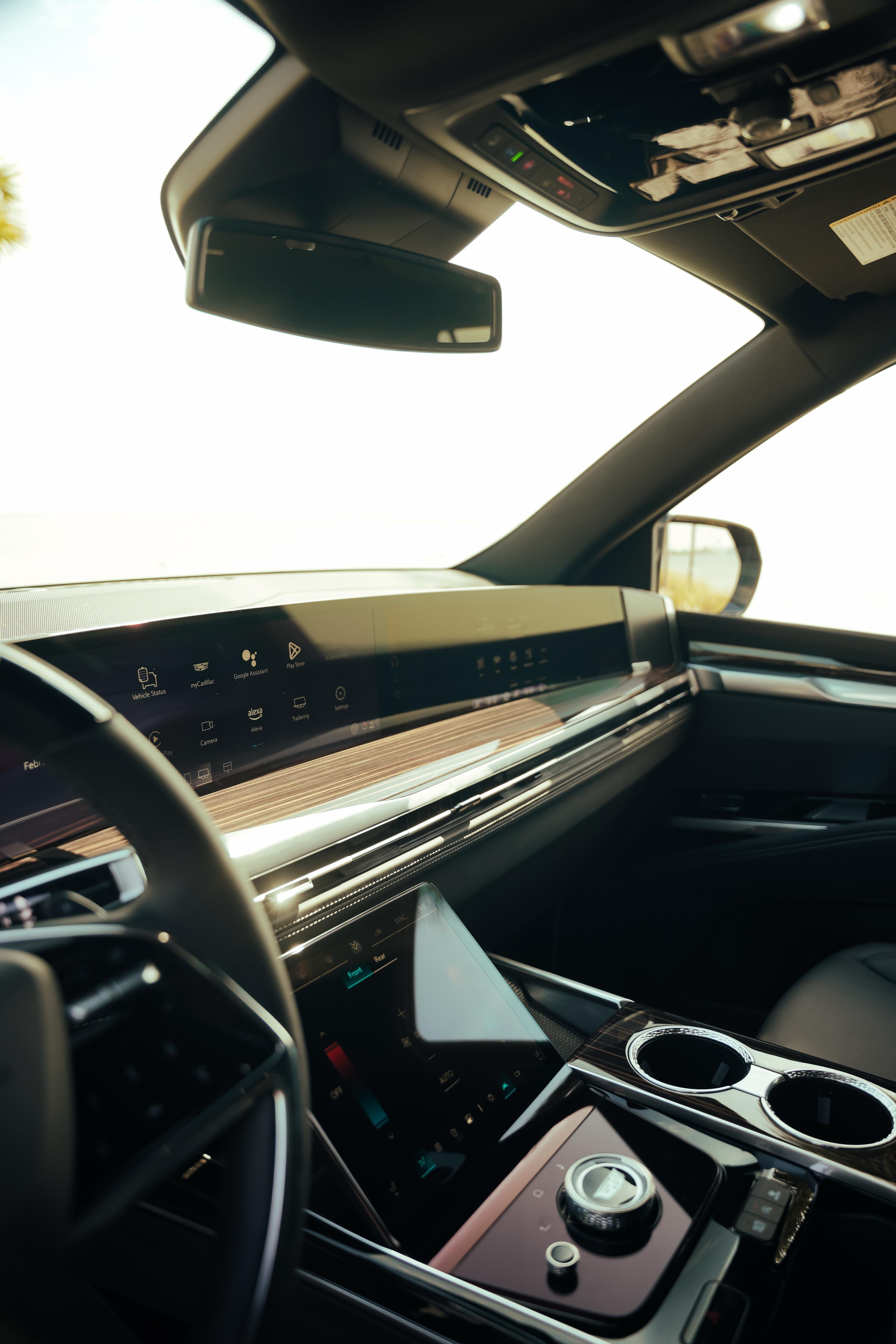 2025 CADILAC ESCALADE BLACK ESV