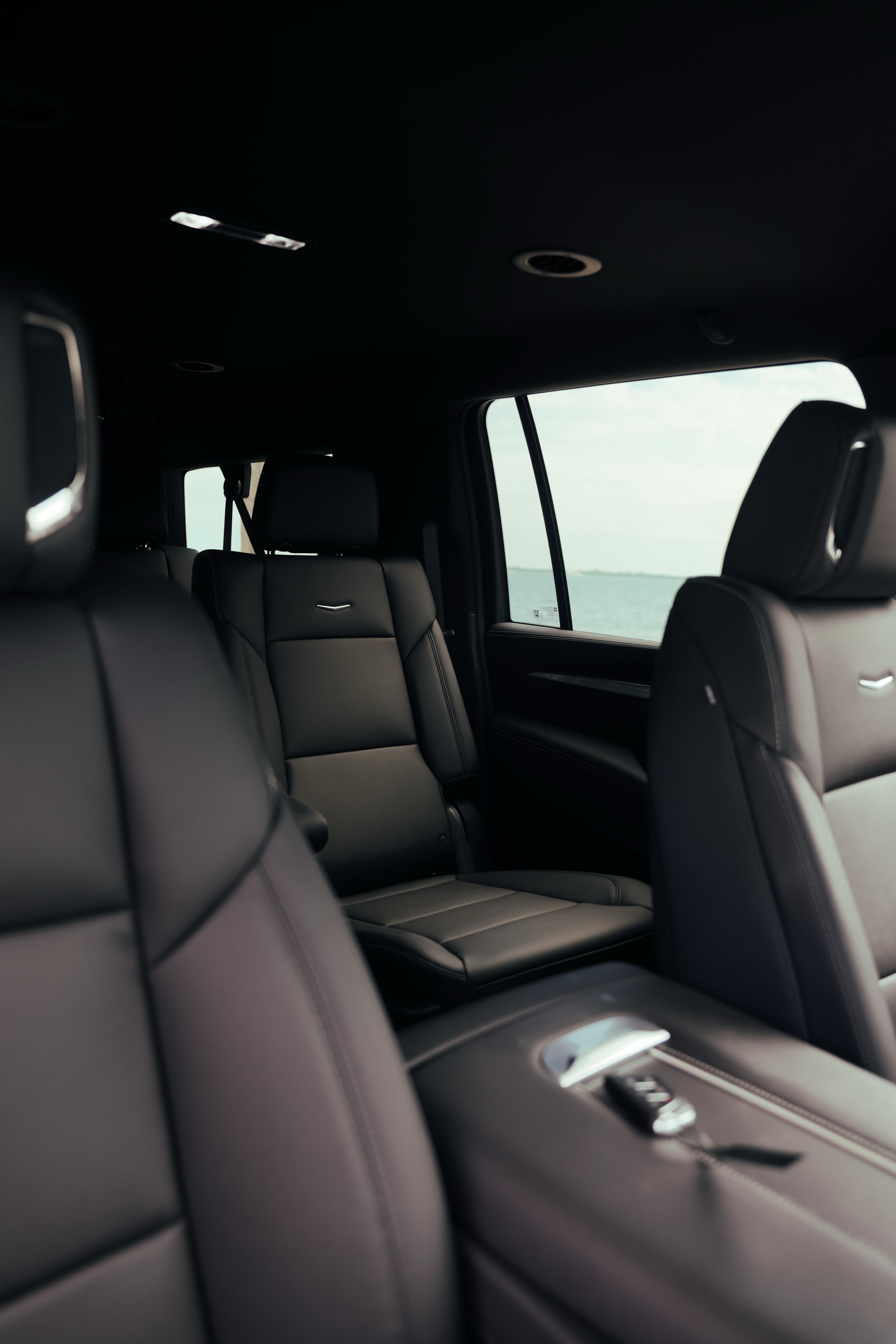 2025 CADILAC ESCALADE BLACK ESV