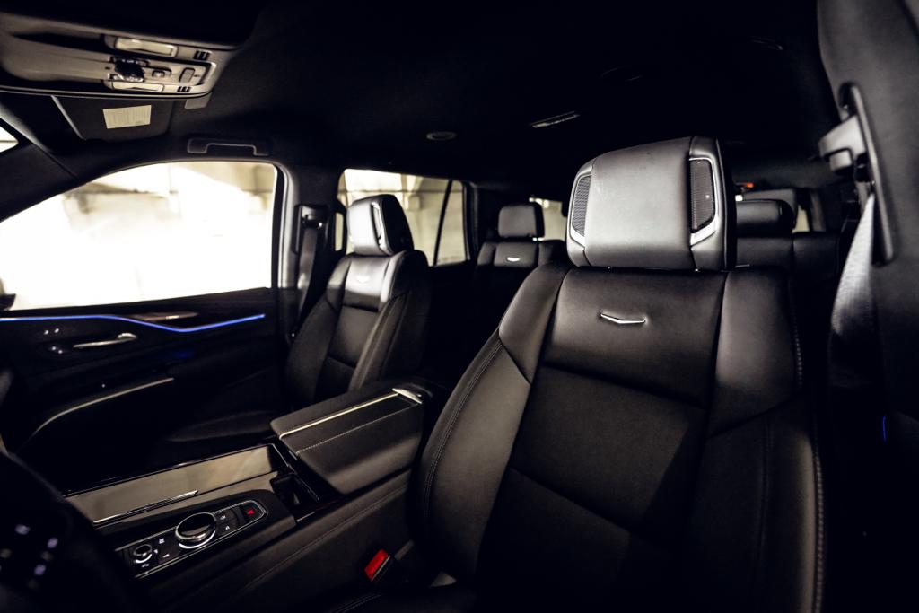 CADILLAC ESCALADE 2022 BLACK