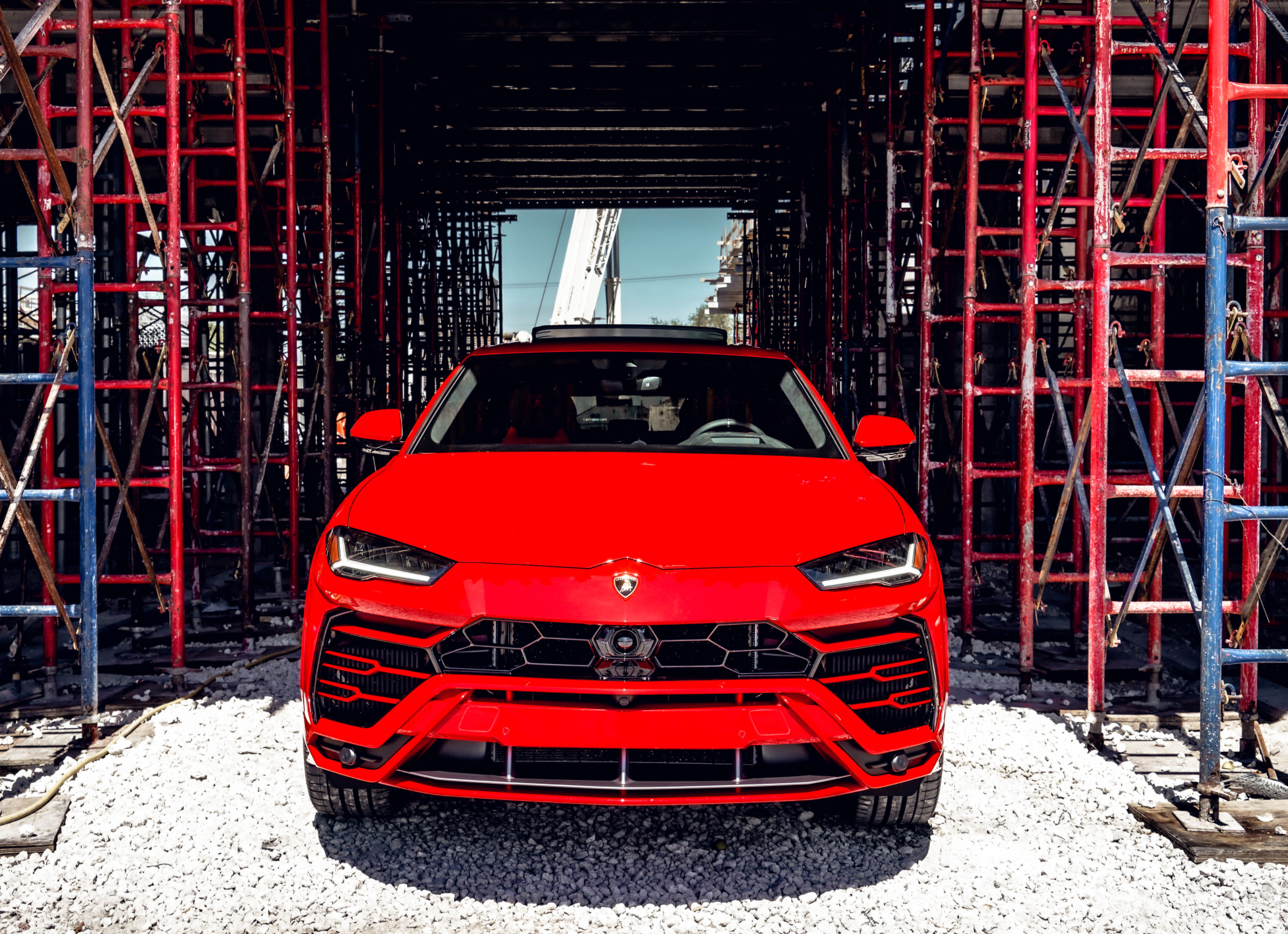 2022 LAMBORGHINI URUS - RED