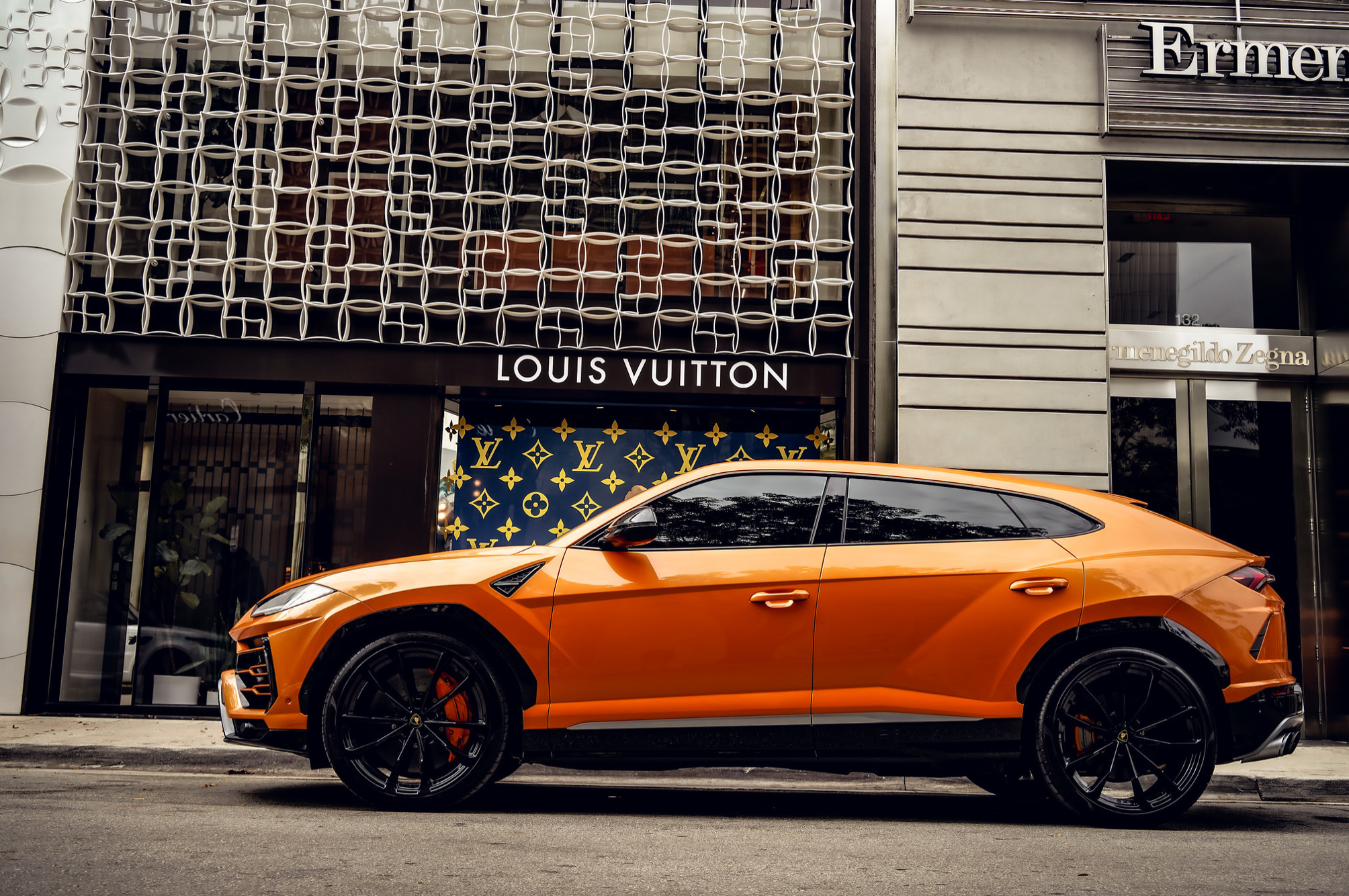 2022 LAMBORGHINI URUS STARLIGHT - ORANGE