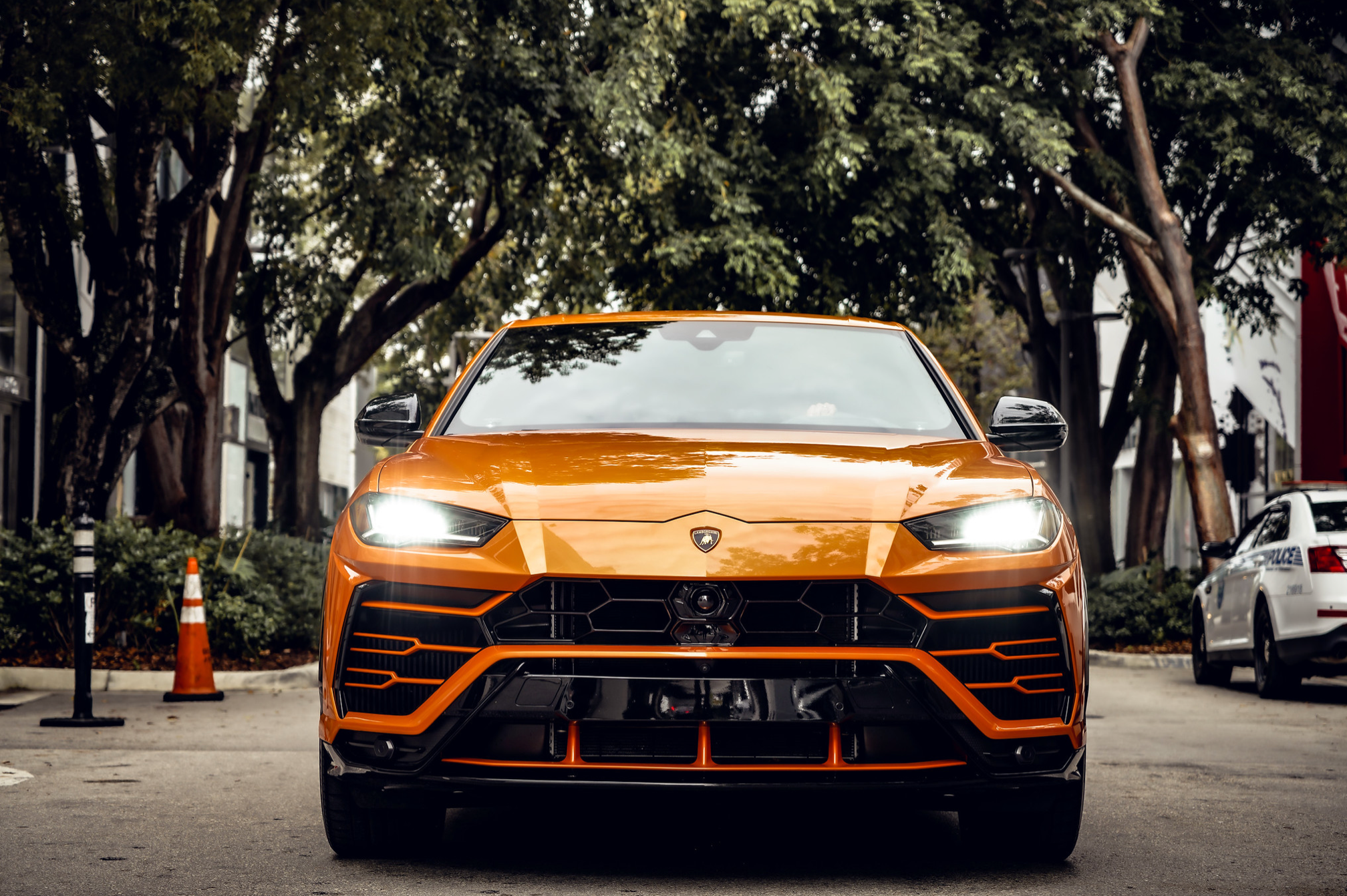 2022 LAMBORGHINI URUS STARLIGHT - ORANGE