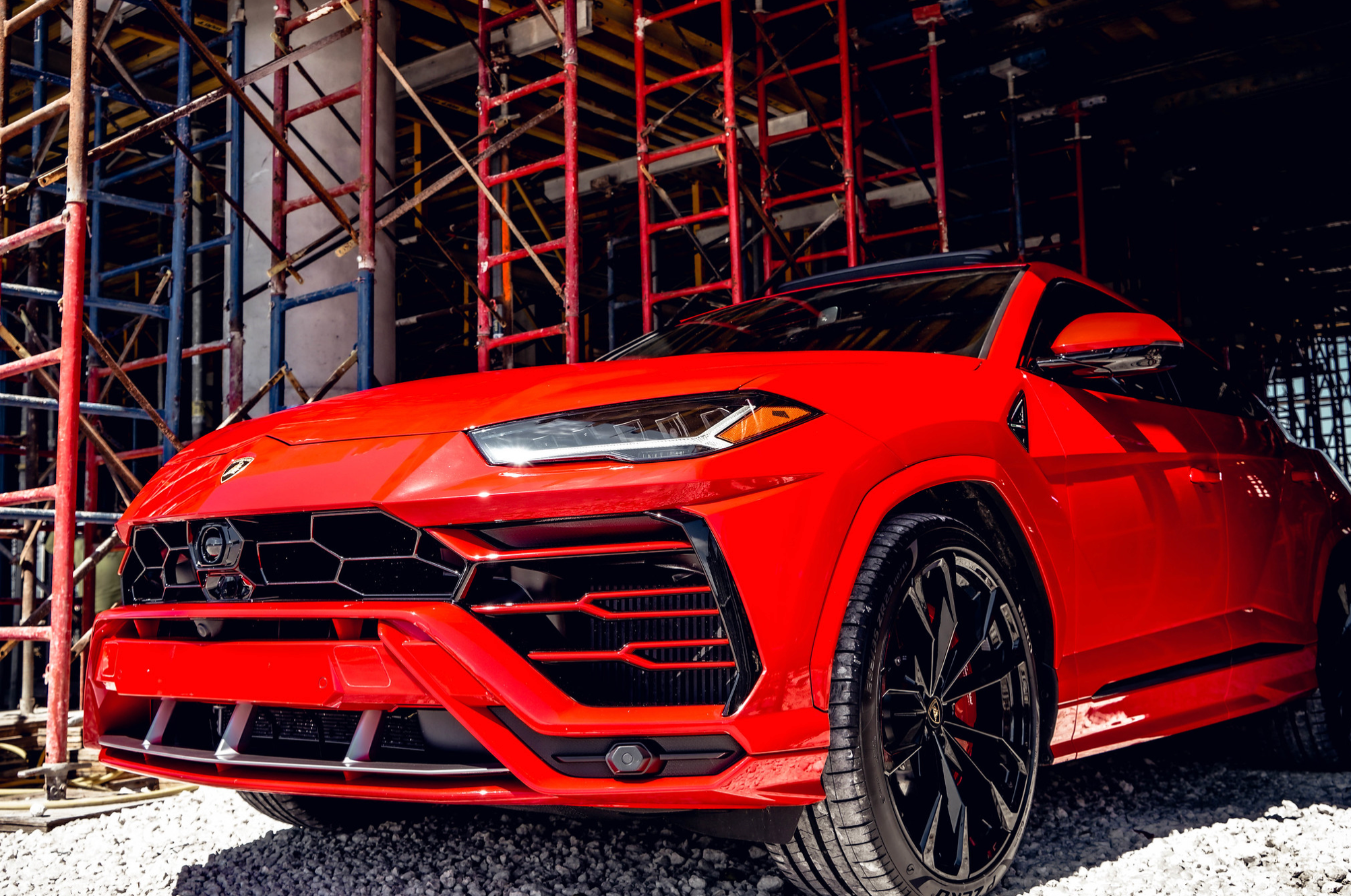 2022 LAMBORGHINI URUS - RED