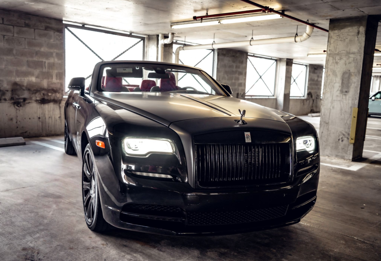 Black Rolls Royce Dawn