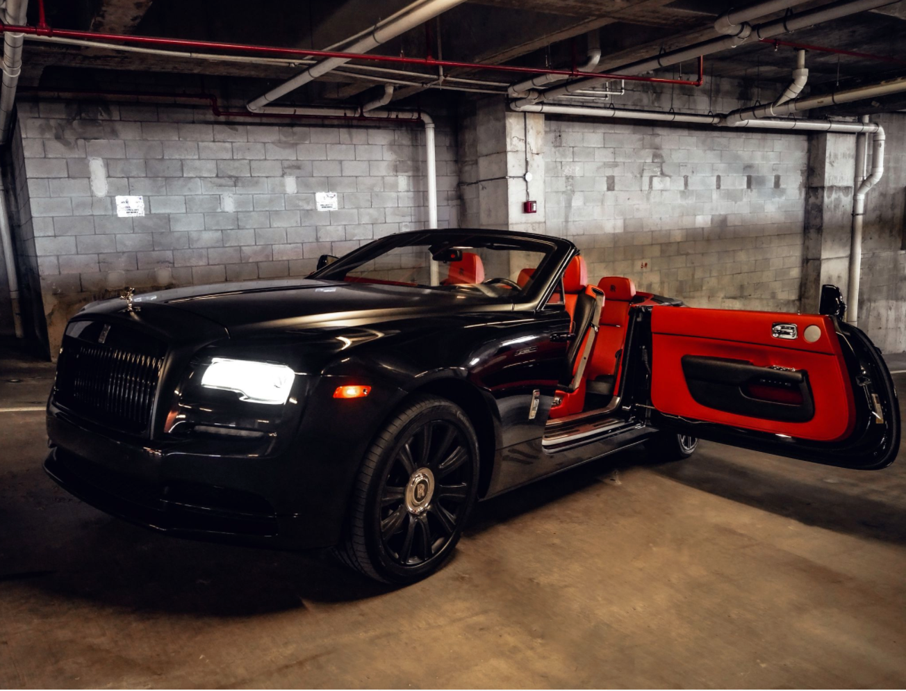 Black Rolls Royce Dawn