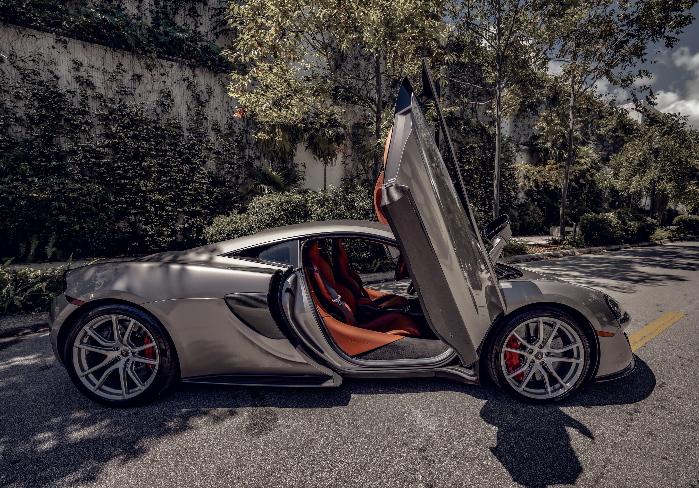 2020 MCLAREN 570S