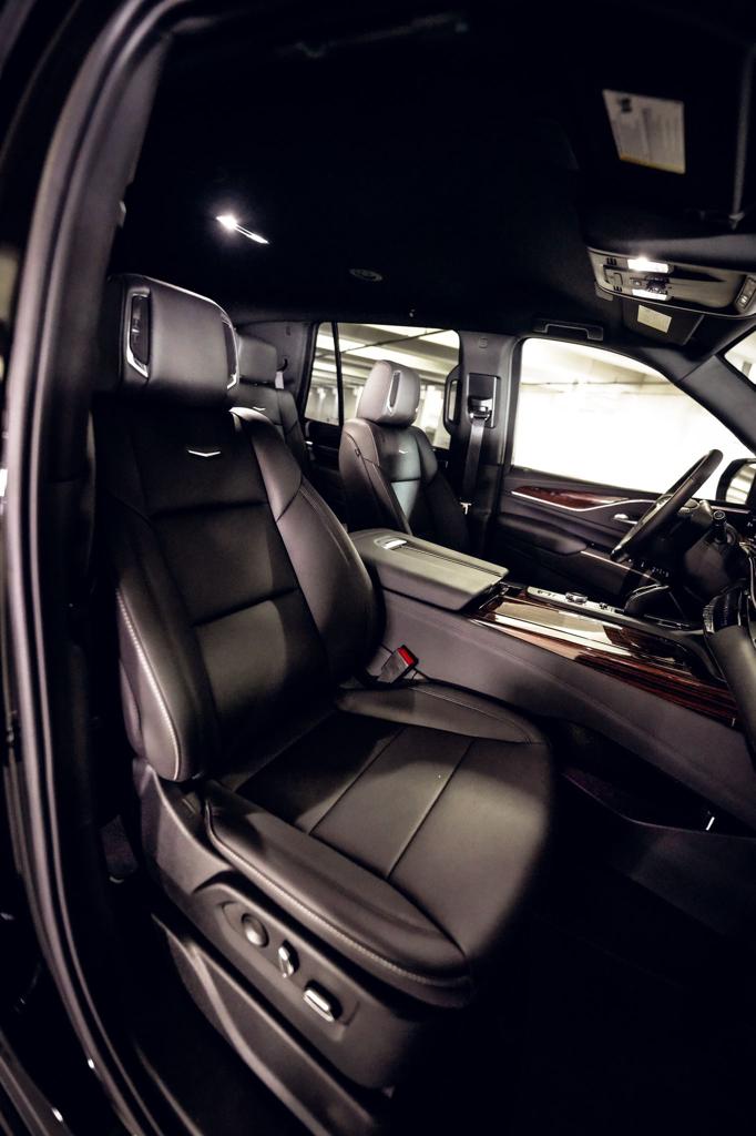 CADILLAC ESCALADE 2022 BLACK